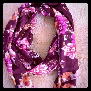 FINAL PRICE: 🔥Torrid Floral Print Wrap/Scarf